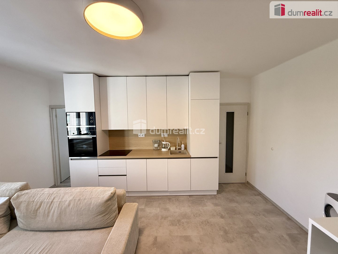 Pronájem bytu 2+kk 38 m² – fotografie 4
