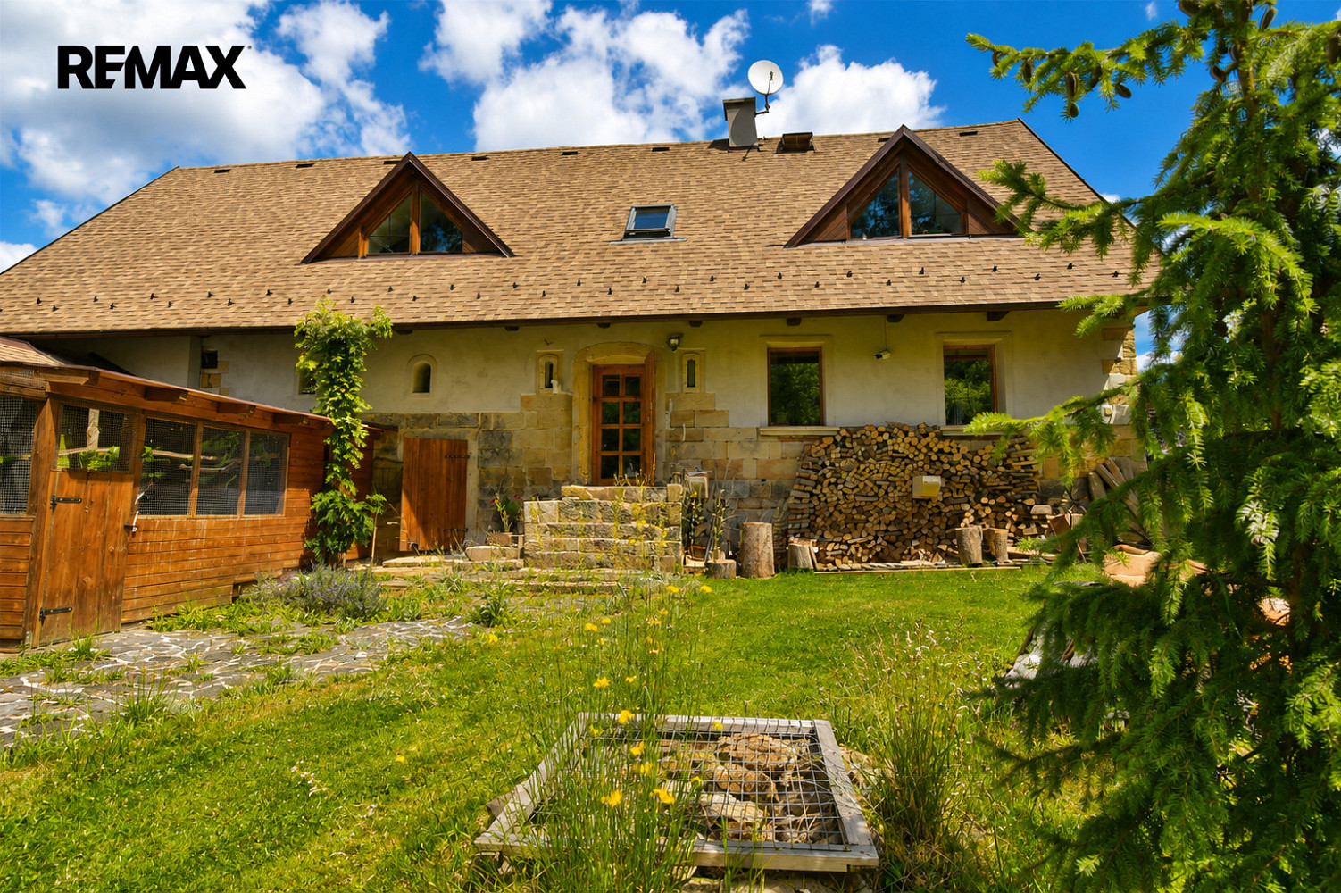 Prodej domu 140 m² s pozemkem 15 000 m² – fotografie 3