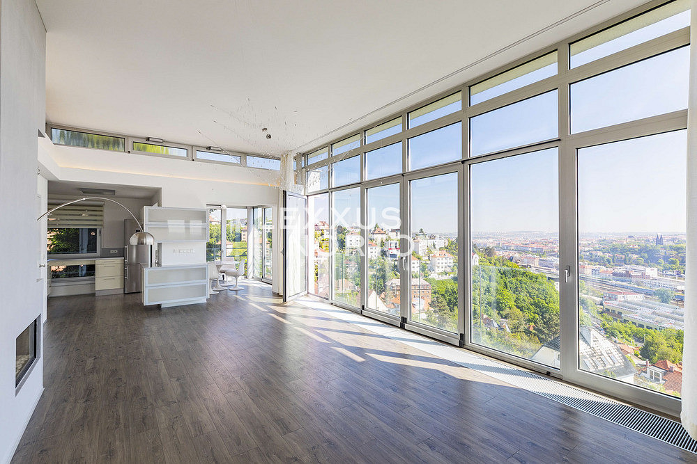 Pronájem bytu 5+kk 202 m²