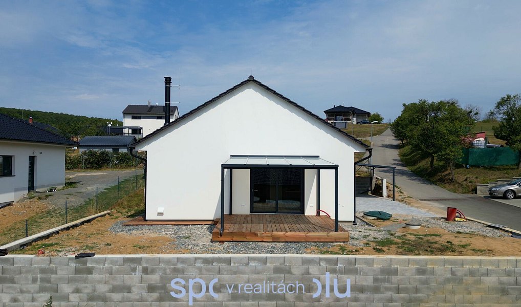 Prodej domu 113 m² s pozemkem 702 m², Zlámanec – náhled fotky 6