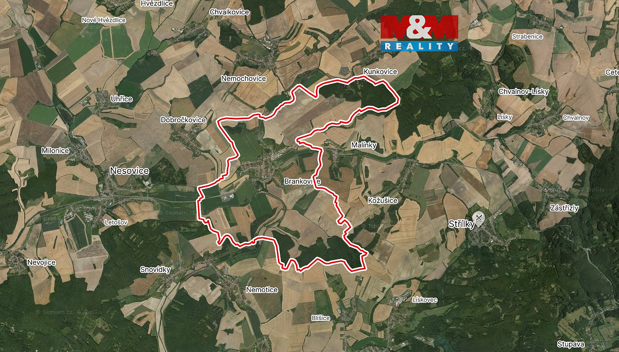 Prodej pole 2 004 m²