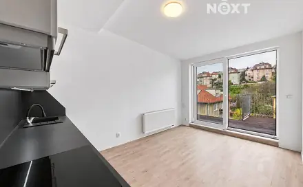 Prodej bytu 2+kk 47 m², V zahradách, Praha 8 - Libeň