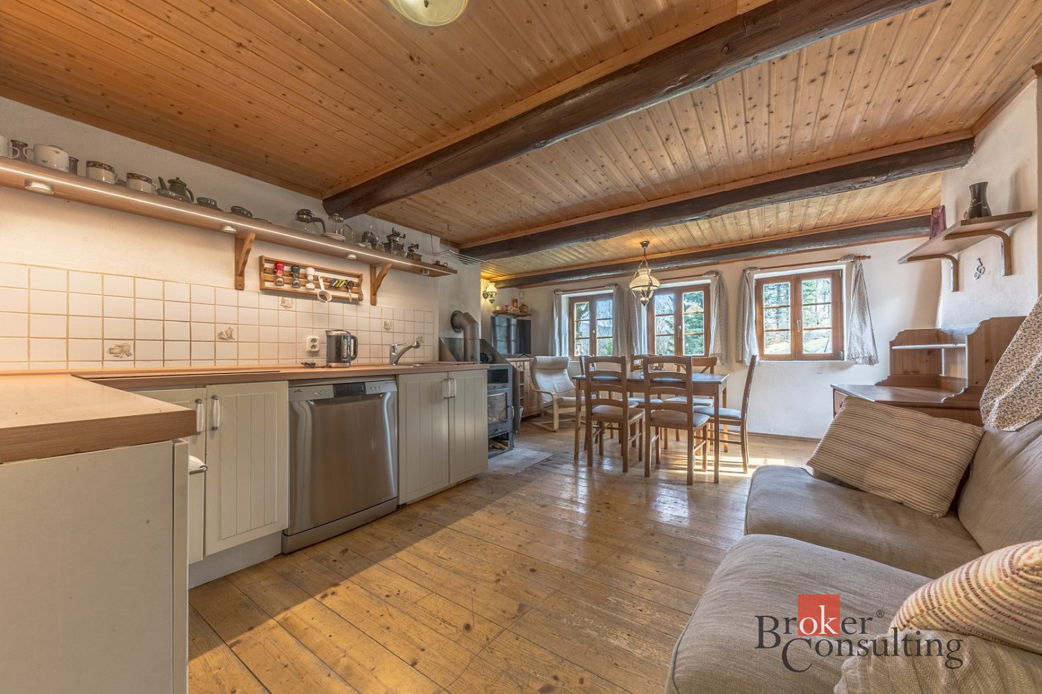 Prodej domu 140 m² s pozemkem 1 132 m² – fotografie 5