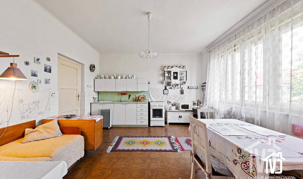 Prodej domu 270 m² s pozemkem 1 204 m², Žebrák – náhled fotky 3