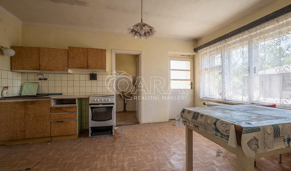 Prodej domu 274 m² s pozemkem 941 m², Kropáčova Vrutice – náhled fotky 11