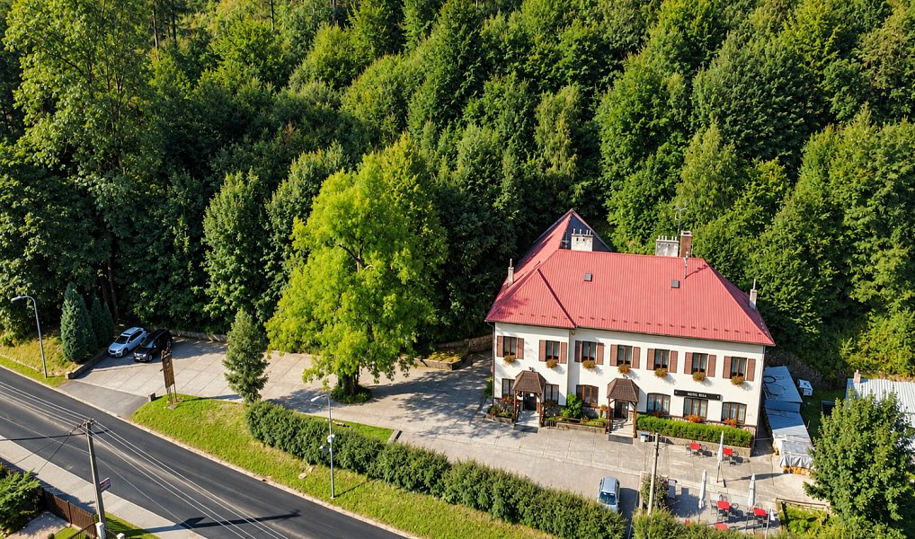 Prodej komerčního prostoru, 550 m², Kroměříž, Chvalčov