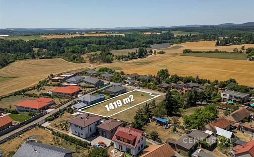 Prodej stavebního pozemku 1 419 m², Malá Hraštice, okres Příbram