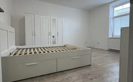 Pronájem bytu 1+1 35 m²