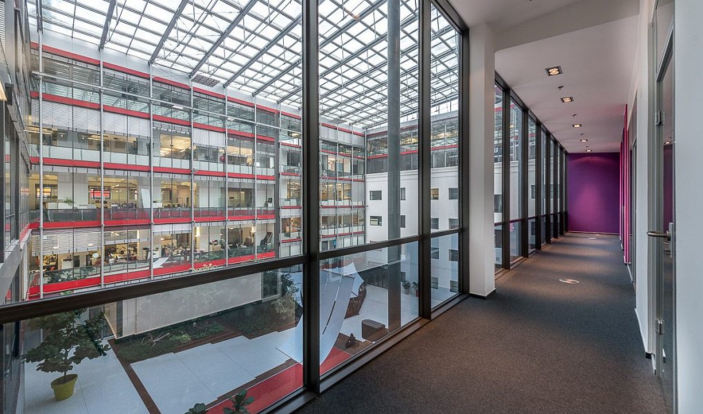 Pronájem kanceláře 127 m², Praha – náhled fotky 4