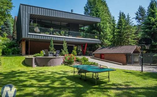 Prodej domu 385 m² s pozemkem 979 m², Mýto pod Ďumbierom, Okres Brezno, Slovensko