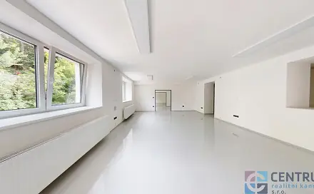 Pronájem kanceláře 350 m², Liberecká, Jablonec nad Nisou