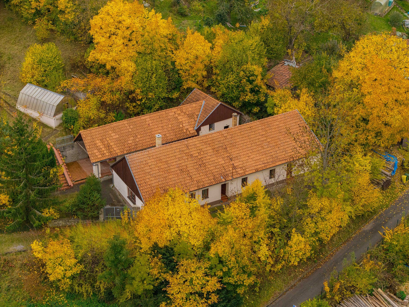 Prodej domu 120 m² s pozemkem 1 300 m²