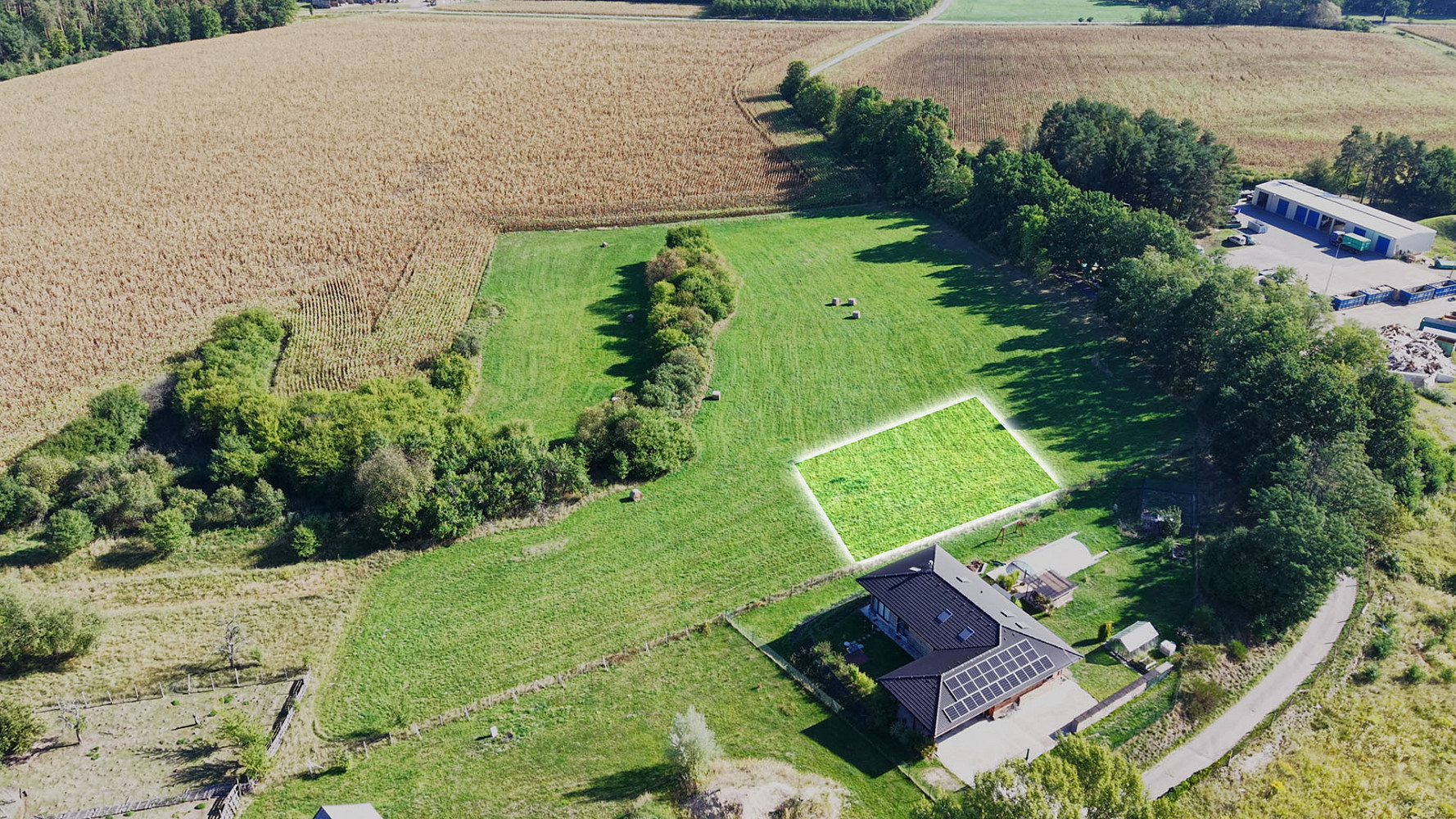 Prodej stavebního pozemku 3 825 m² – fotografie 4