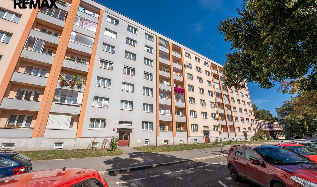 Prodej bytu 2+1 51 m², Praha – náhled fotky 24