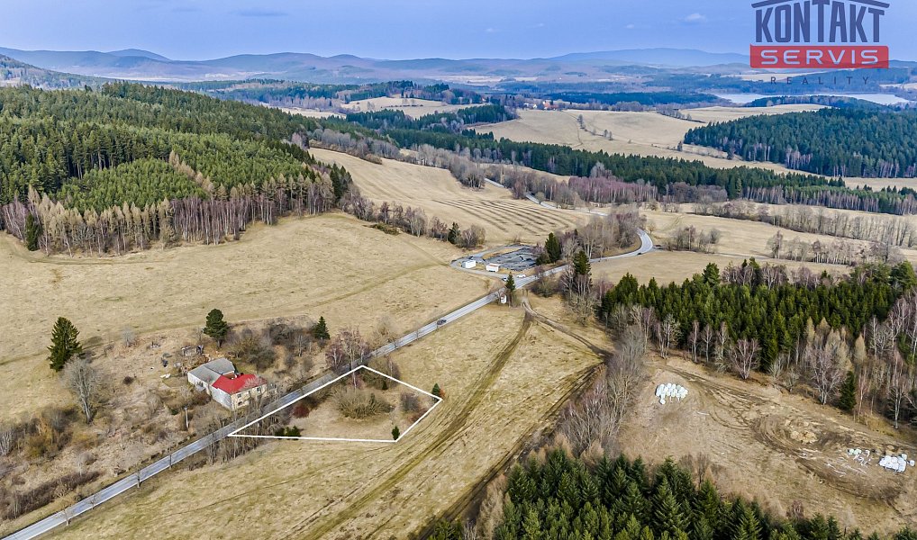 Prodej stavebního pozemku 1 821 m², Horní Planá – náhled fotky 9