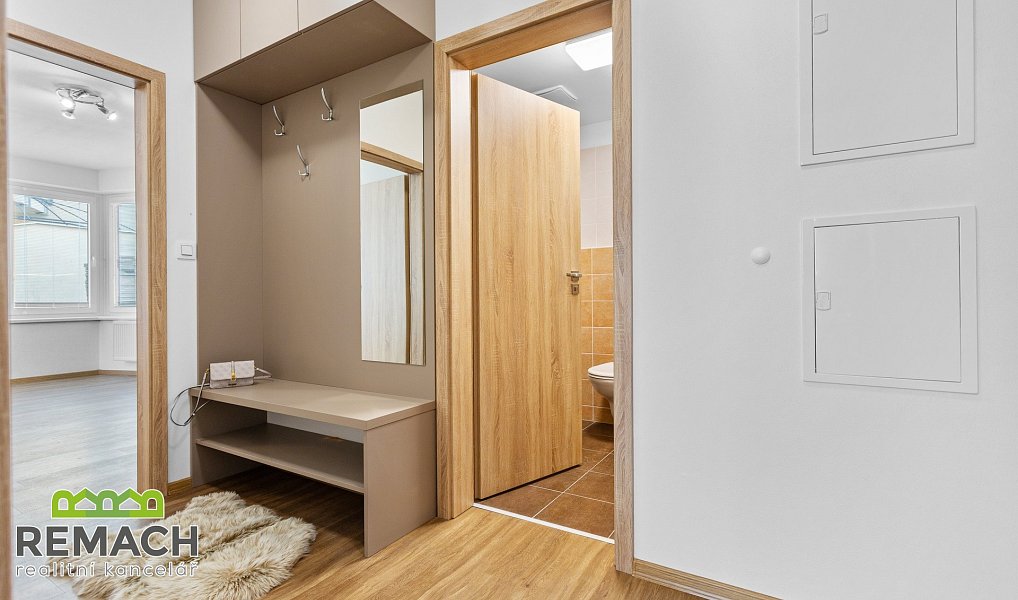 Pronájem bytu 2+kk 52 m², Náchod – náhled fotky 3