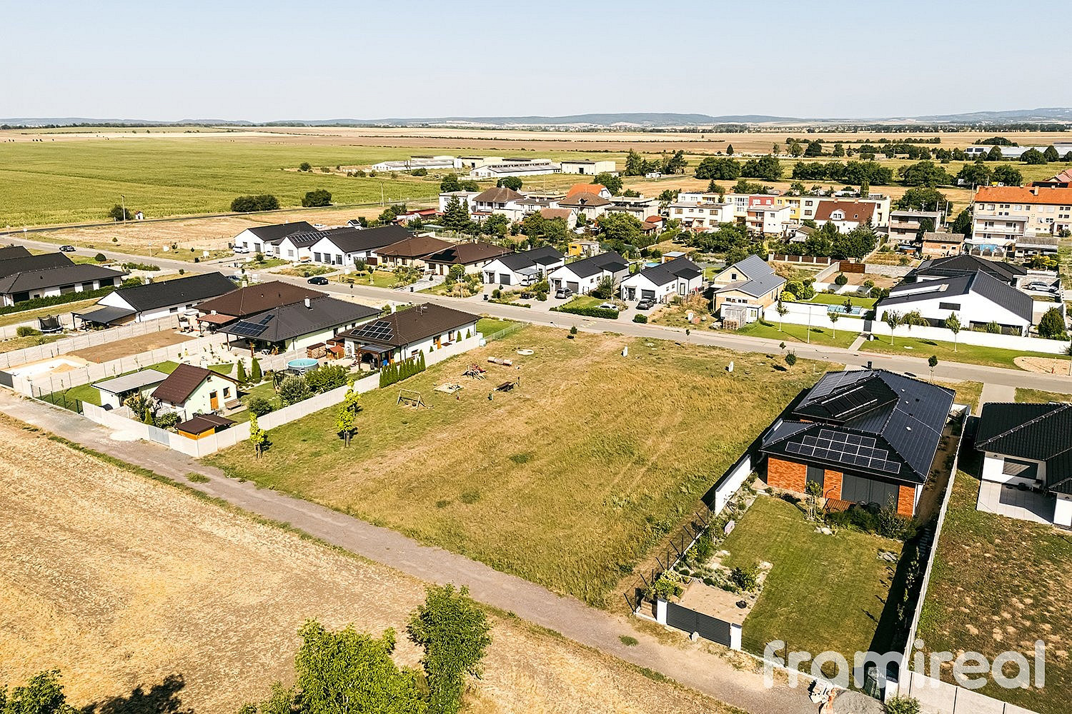 Prodej stavebního pozemku 726 m² – fotografie 3