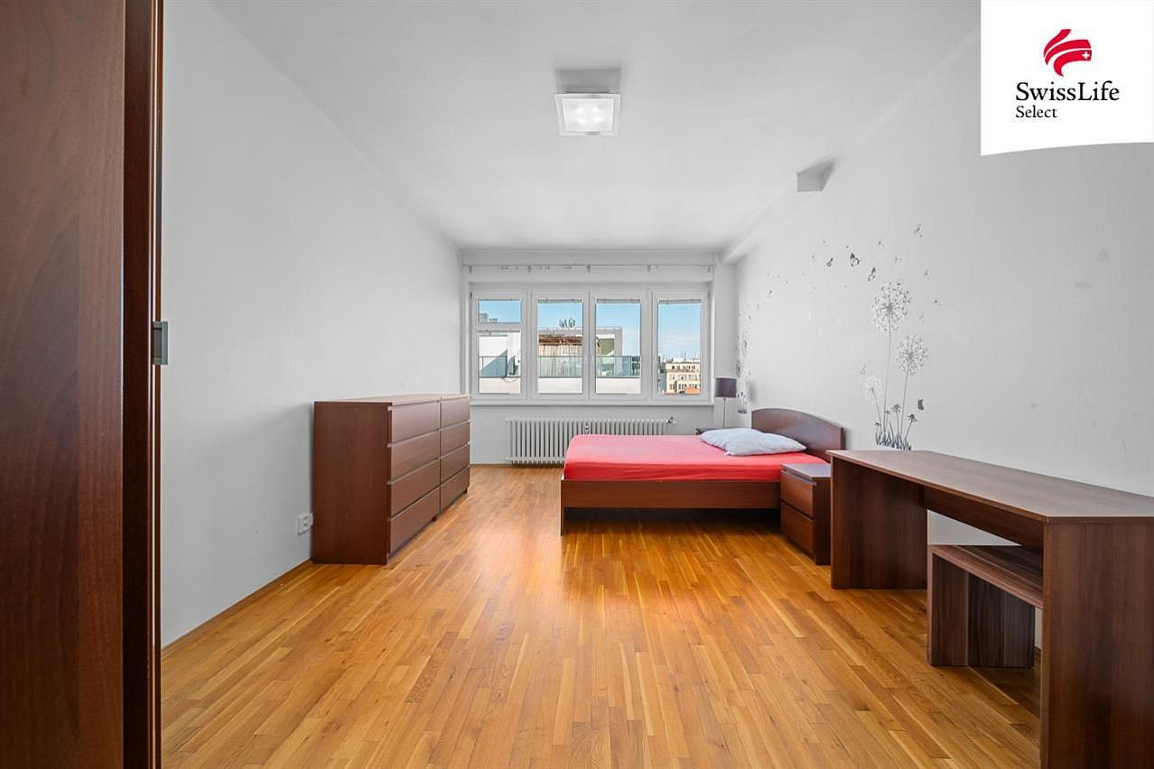 Pronájem bytu 2+kk 55 m² – fotografie 4