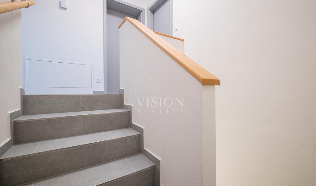 Prodej domu 177 m² s pozemkem 270 m², Plzeň – náhled fotky 24