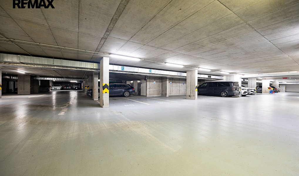 Pronájem bytu 2+kk 73 m², Praha – náhled fotky 13