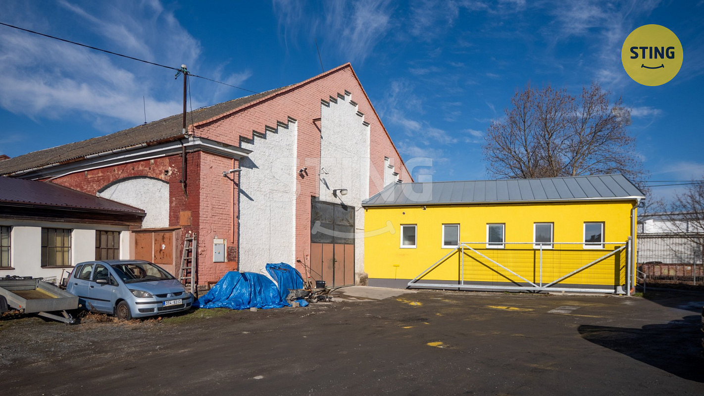 Prodej komerčního objektu (jiného typu) 1 100 m² – fotografie 3