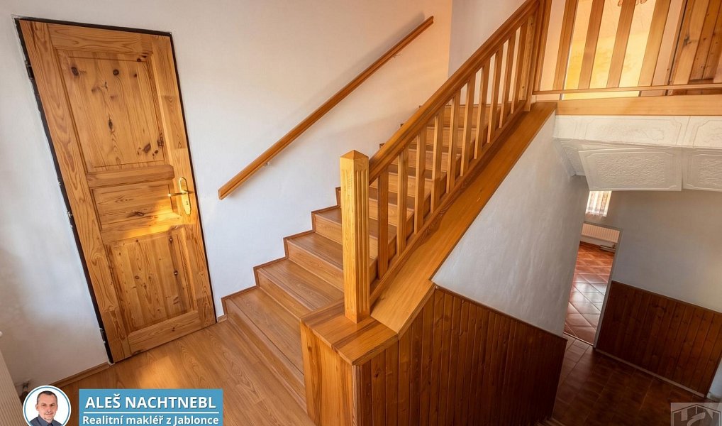 Prodej domu 330 m² s pozemkem 469 m², Jablonec nad Nisou – náhled fotky 13
