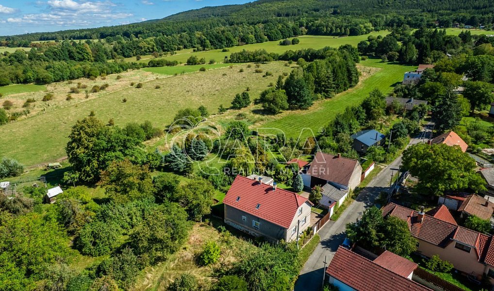 Prodej domu 97 m² s pozemkem 1 094 m², Velký Chlumec – náhled fotky 2