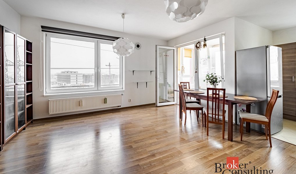 Pronájem bytu 3+kk 85 m², Praha – náhled fotky 2