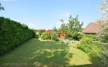 Prodej chaty/chalupy 60 m² s pozemkem 376 m², Na Lesích, Vráž, okres Beroun