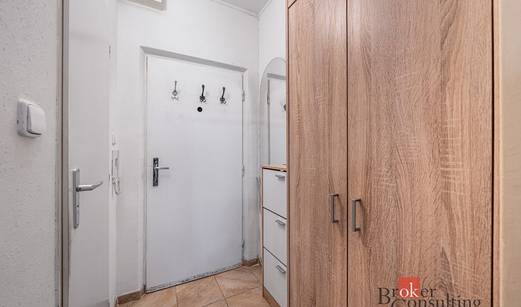 Prodej bytu 2+kk 38 m², Praha – náhled fotky 8