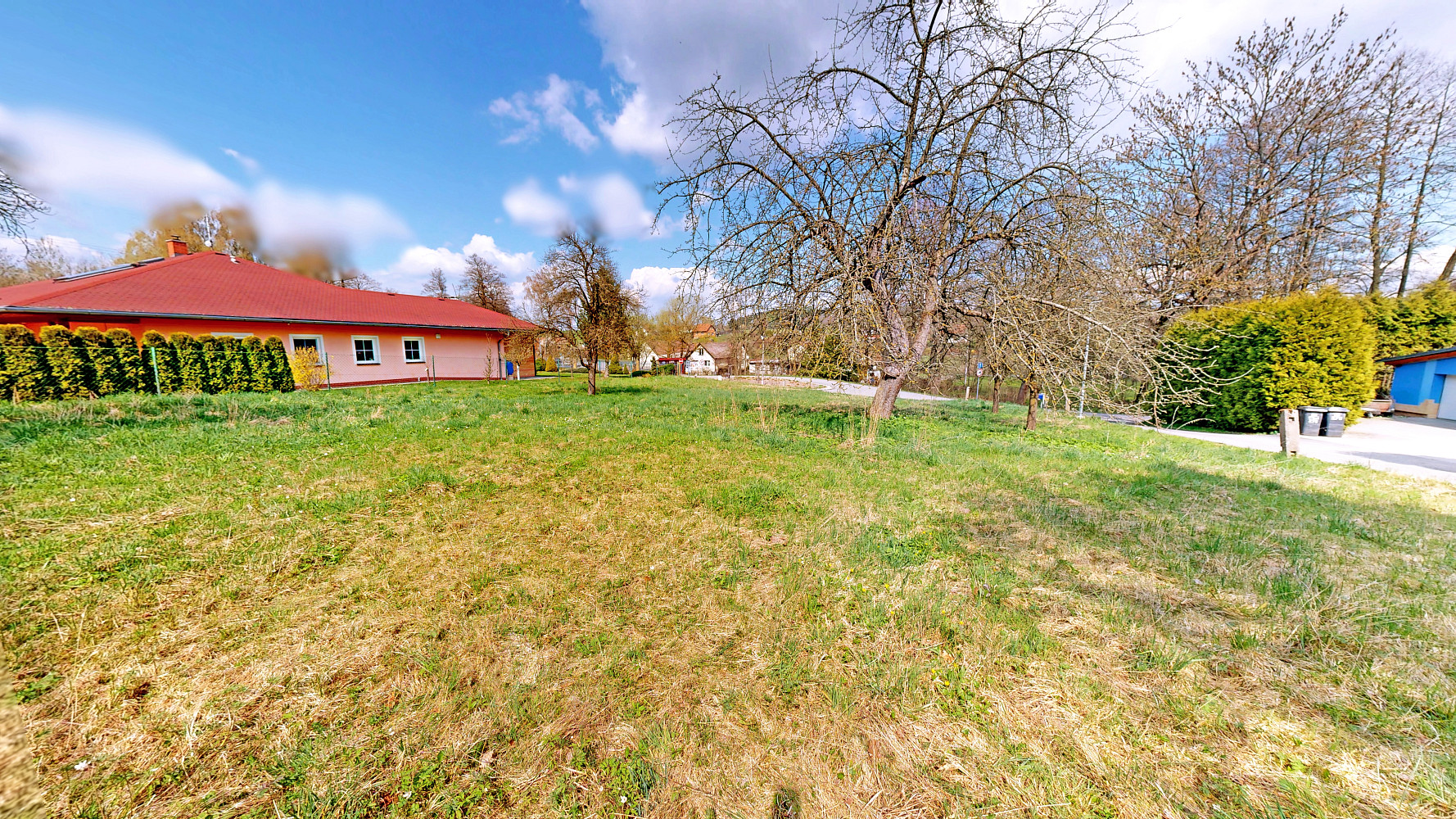 Prodej stavebního pozemku 993 m² – fotografie 4