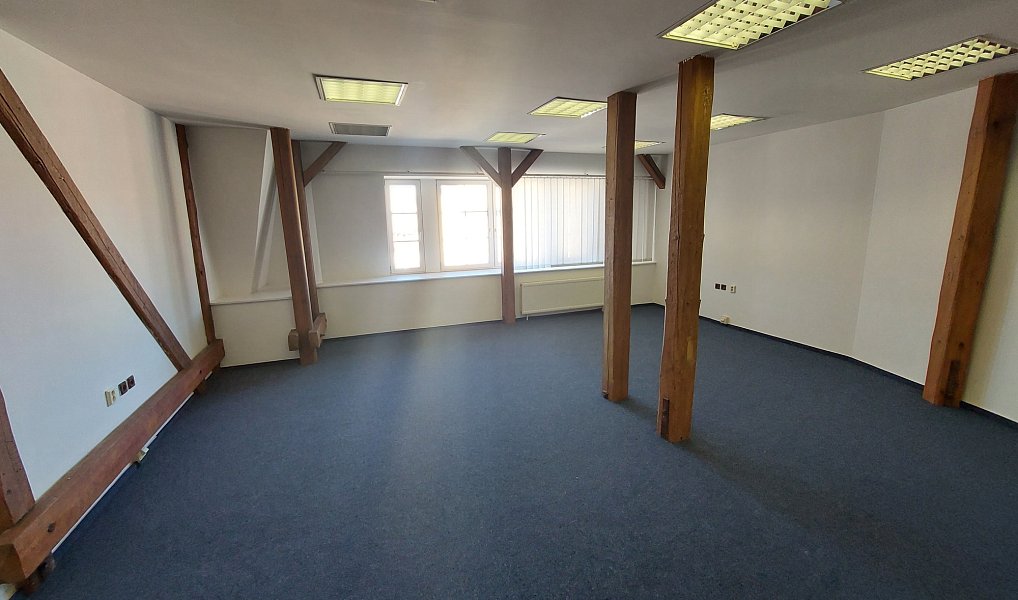 Pronájem kanceláře 25 m², Chomutov – náhled fotky 4