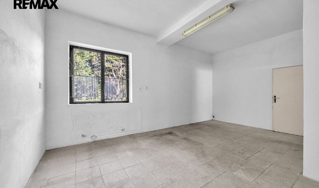 Prodej ubytovacího objektu 722 m², Nová Ves nad Nisou – náhled fotky 9