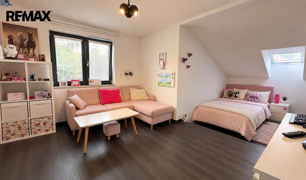 Prodej domu 160 m² s pozemkem 821 m², Statenice – náhled fotky 13