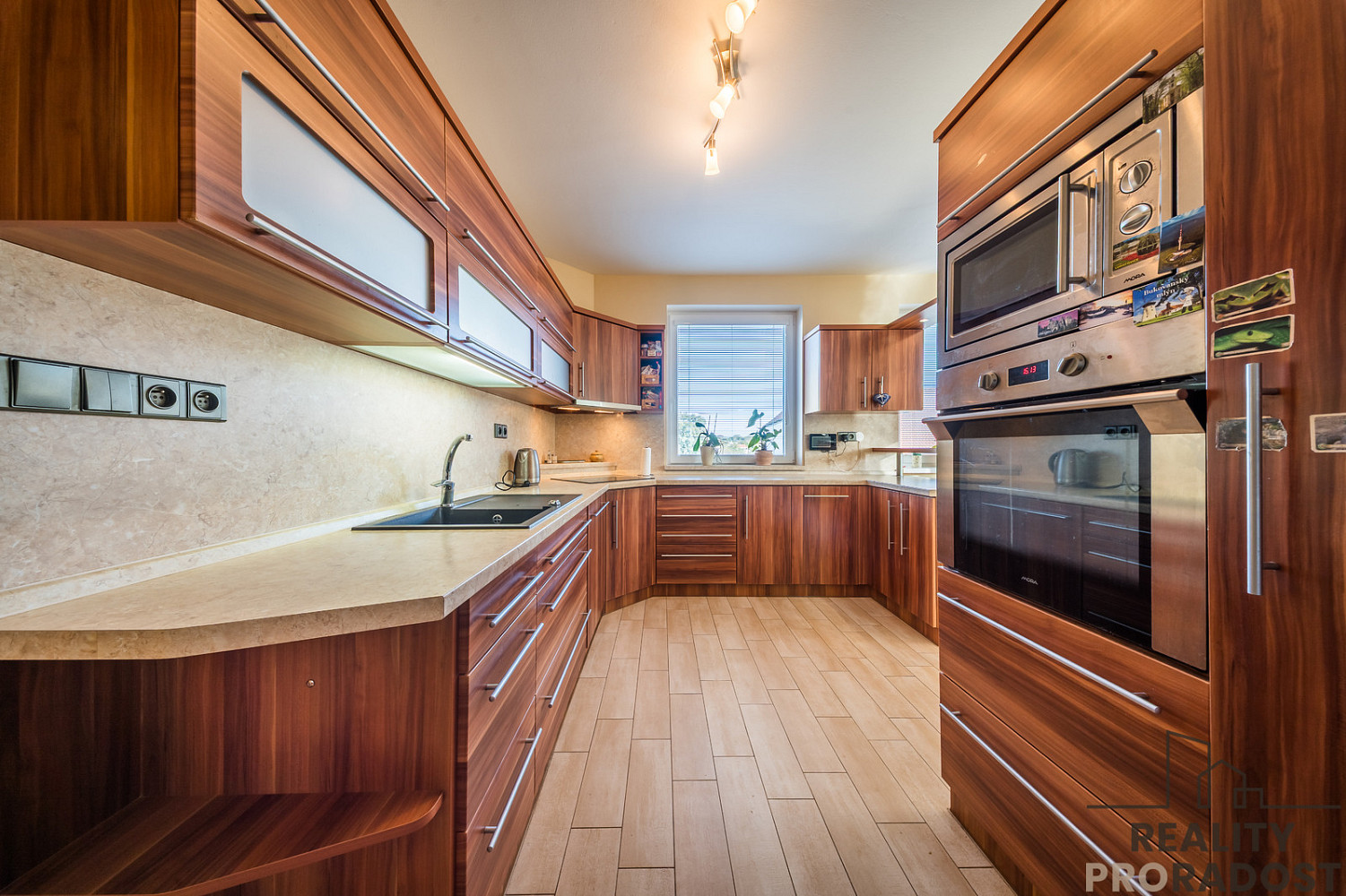 Prodej domu 205 m² s pozemkem 834 m²