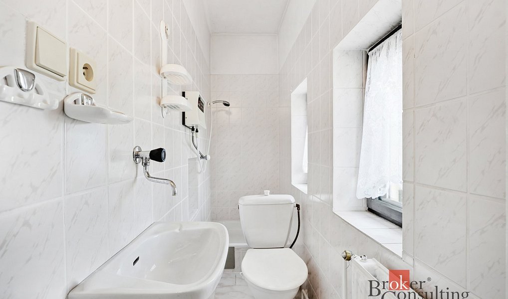 Prodej domu 200 m² s pozemkem 342 m², Varnsdorf – náhled fotky 21