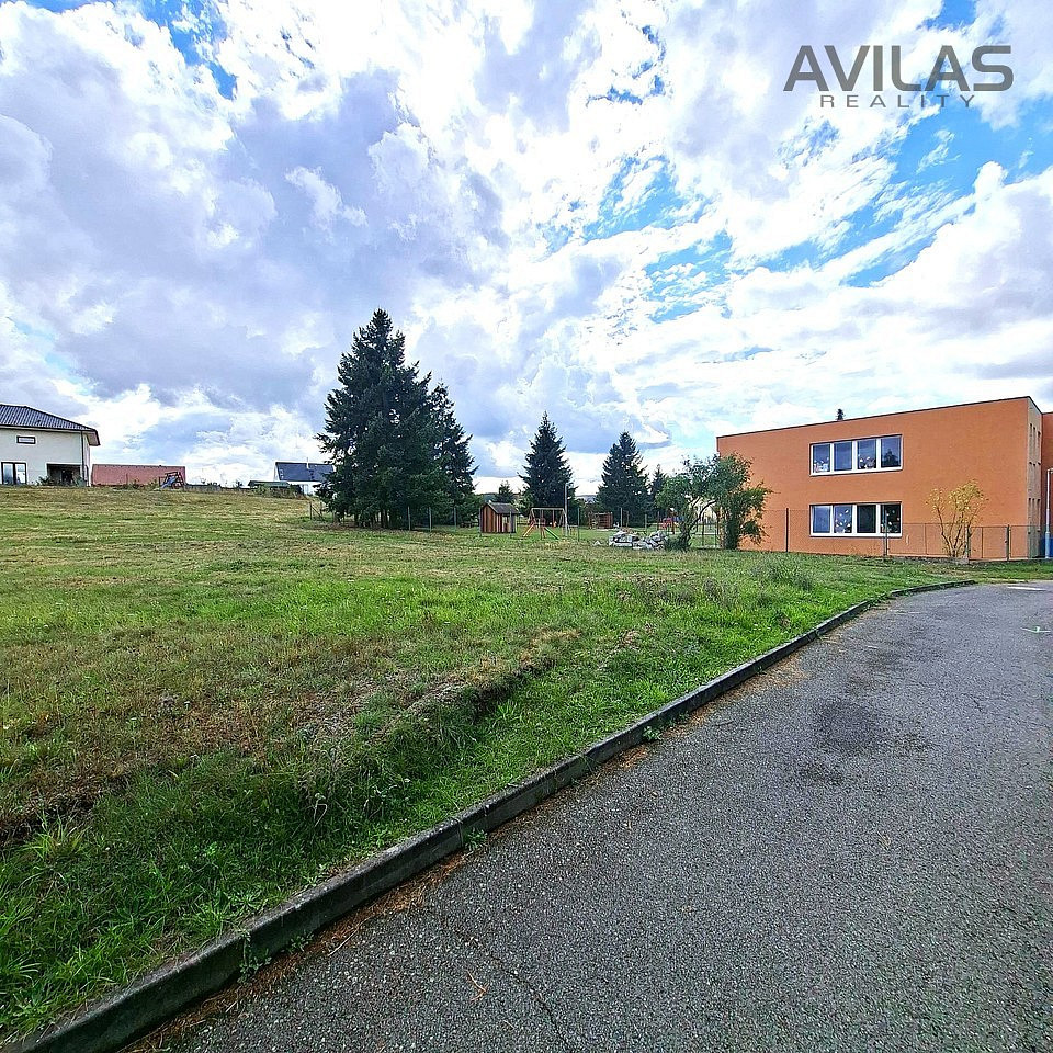 Prodej stavebního pozemku 1 793 m² – fotografie 5