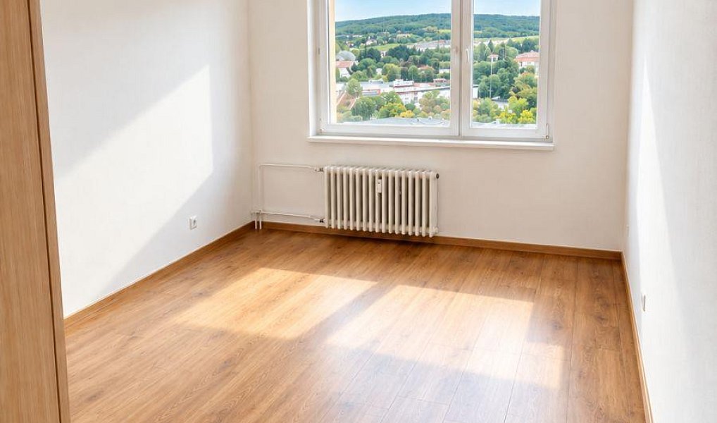 Pronájem bytu 3+1 81 m², Bílina – náhled fotky 2