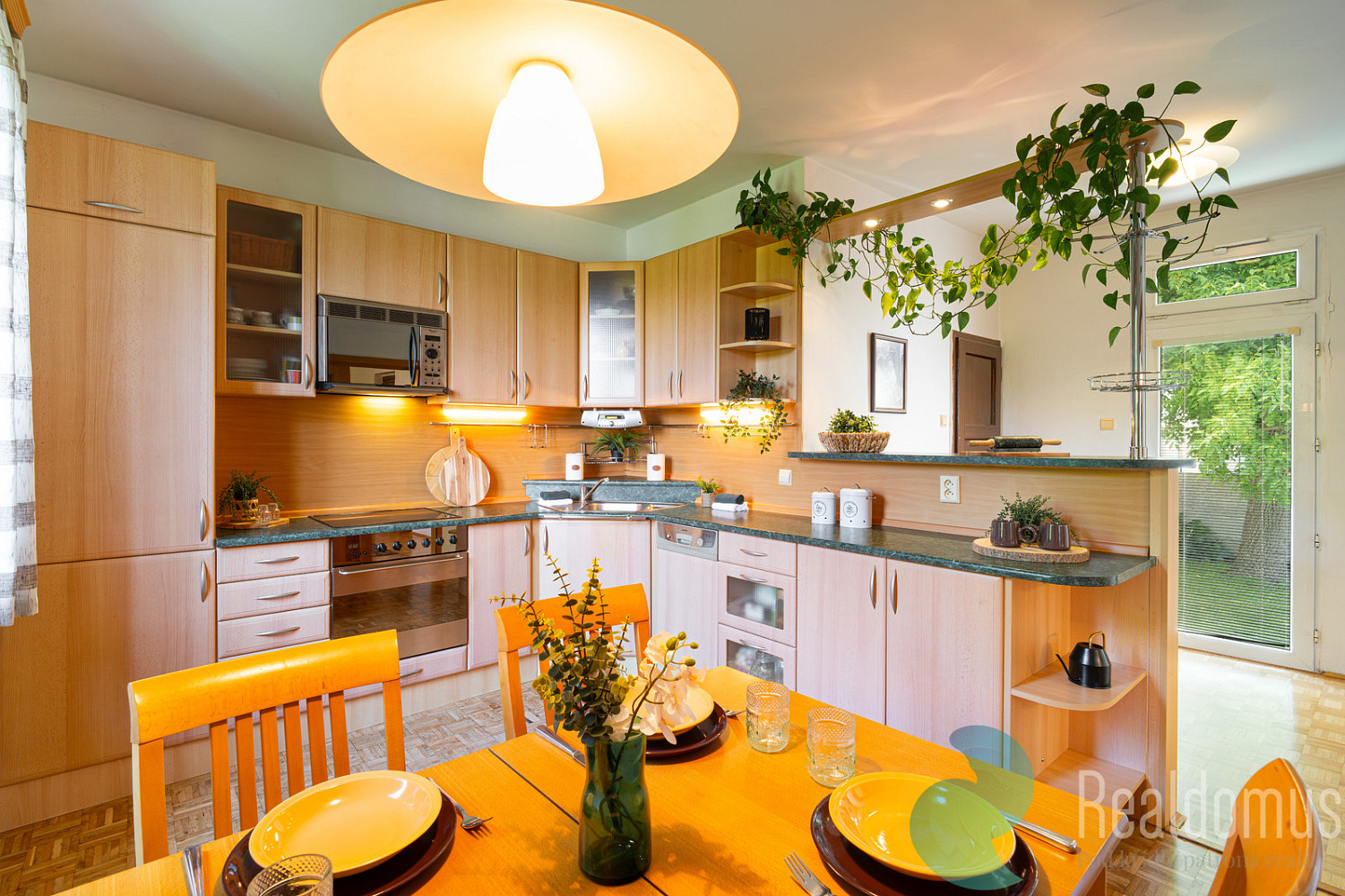 Prodej domu 109 m² s pozemkem 949 m² — photo 2