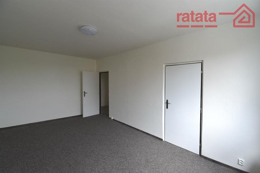 Pronájem bytu 2+1 62 m² – pohled 4