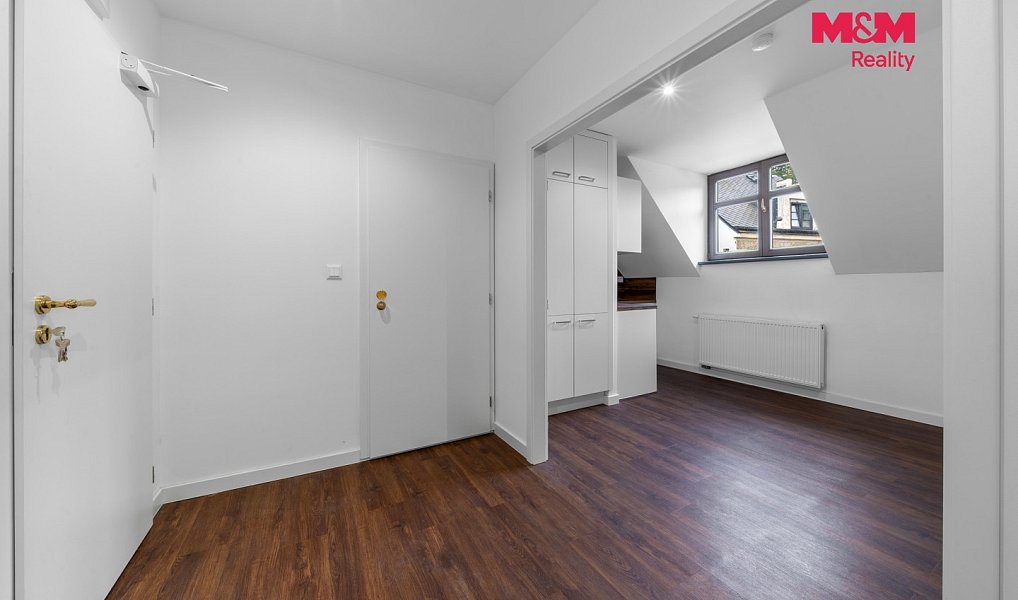 Prodej nájemního domu, činžáku 486 m², Dalovice – náhled fotky 14