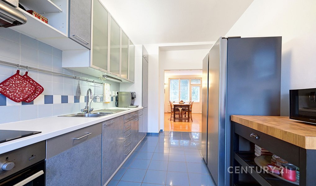 Prodej bytu 5+1 171 m², Praha – náhled fotky 8