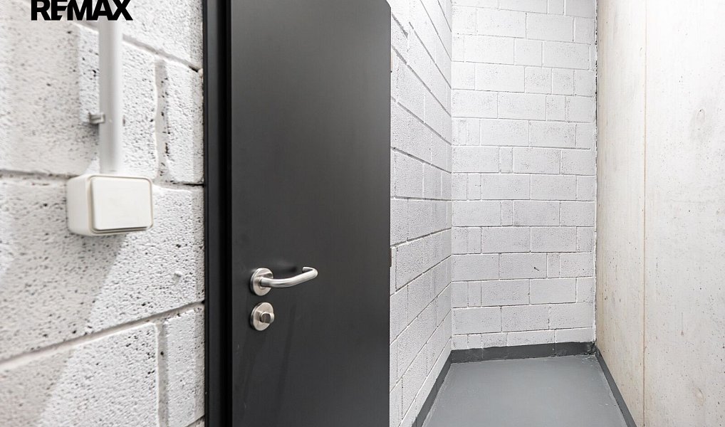 Prodej obchodních prostor 34 m², Praha – náhled fotky 16
