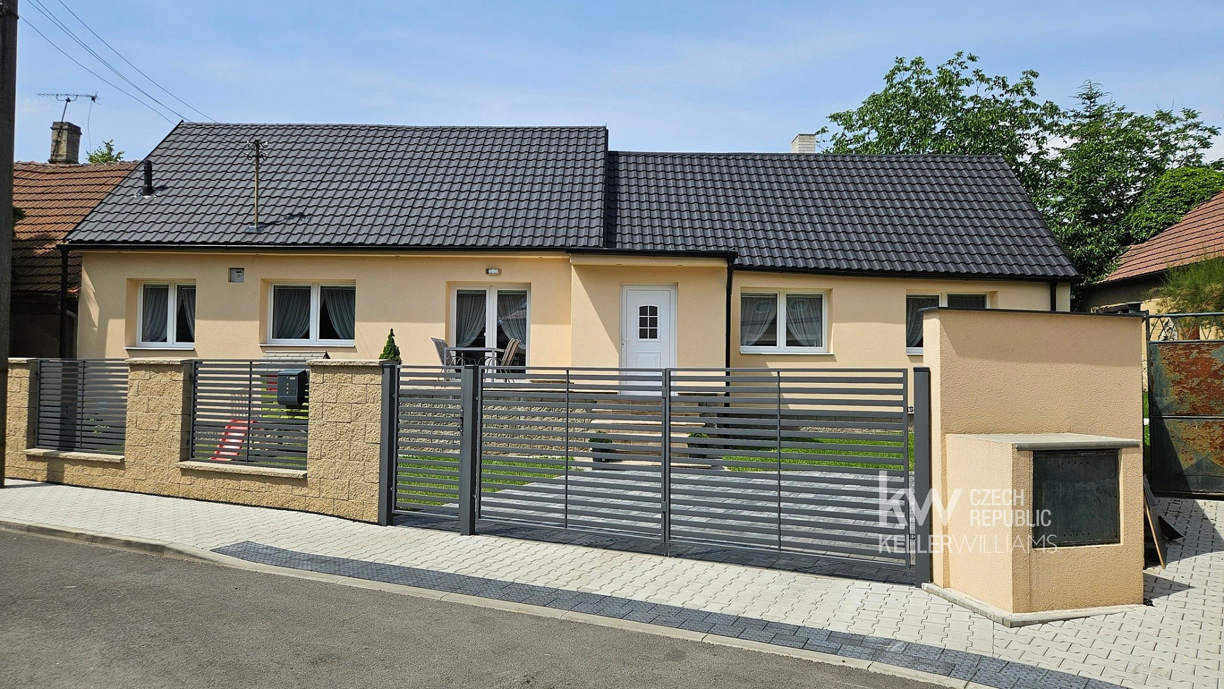 Prodej domu 93 m² s pozemkem 285 m²