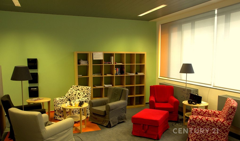 Pronájem kanceláře 239 m², Praha – náhled fotky 16