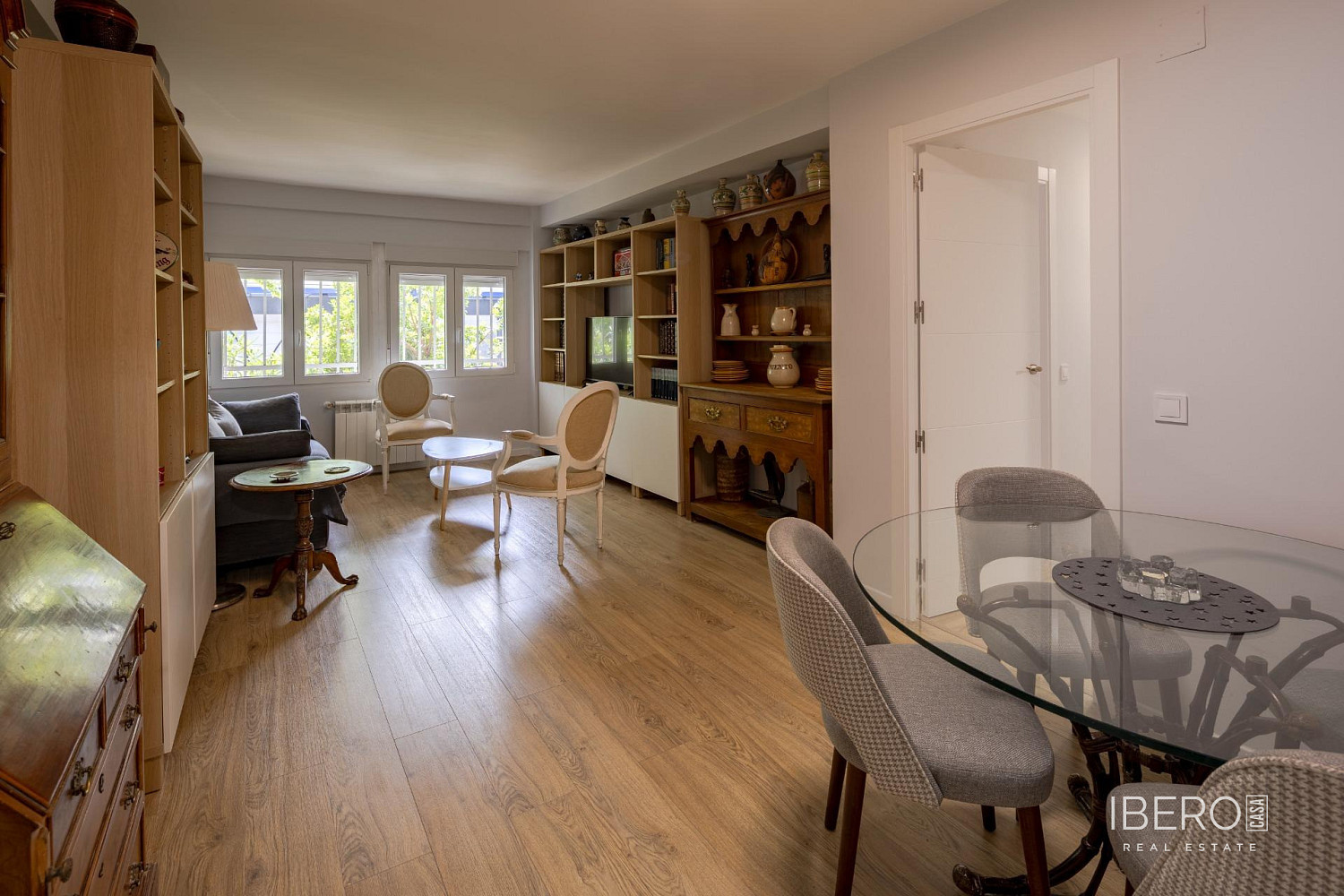 Prodej bytu 5+kk 92 m² — photo 2