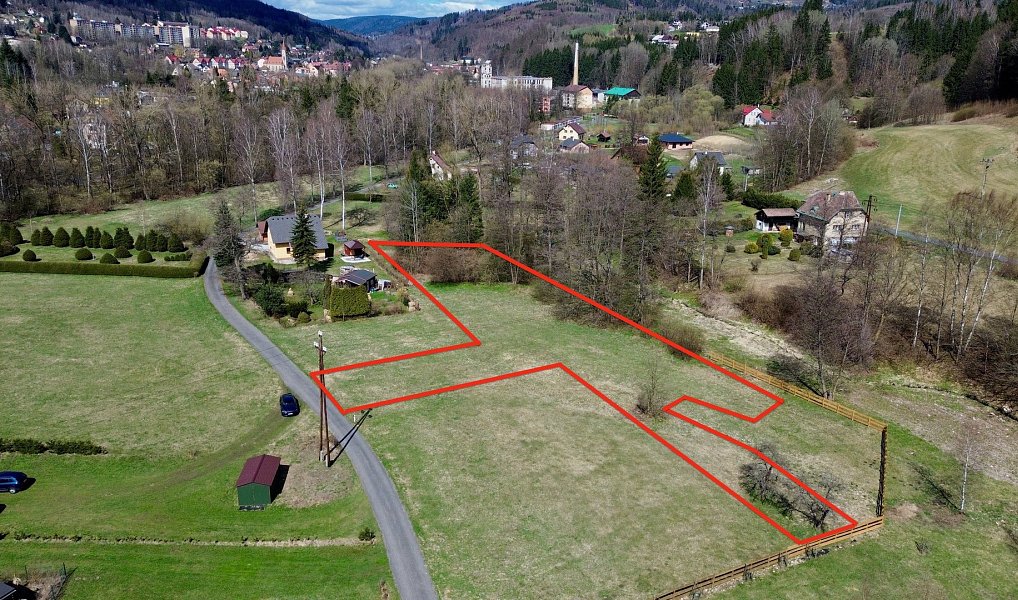 Prodej stavebního pozemku 3 072 m², Plavy – náhled fotky 4