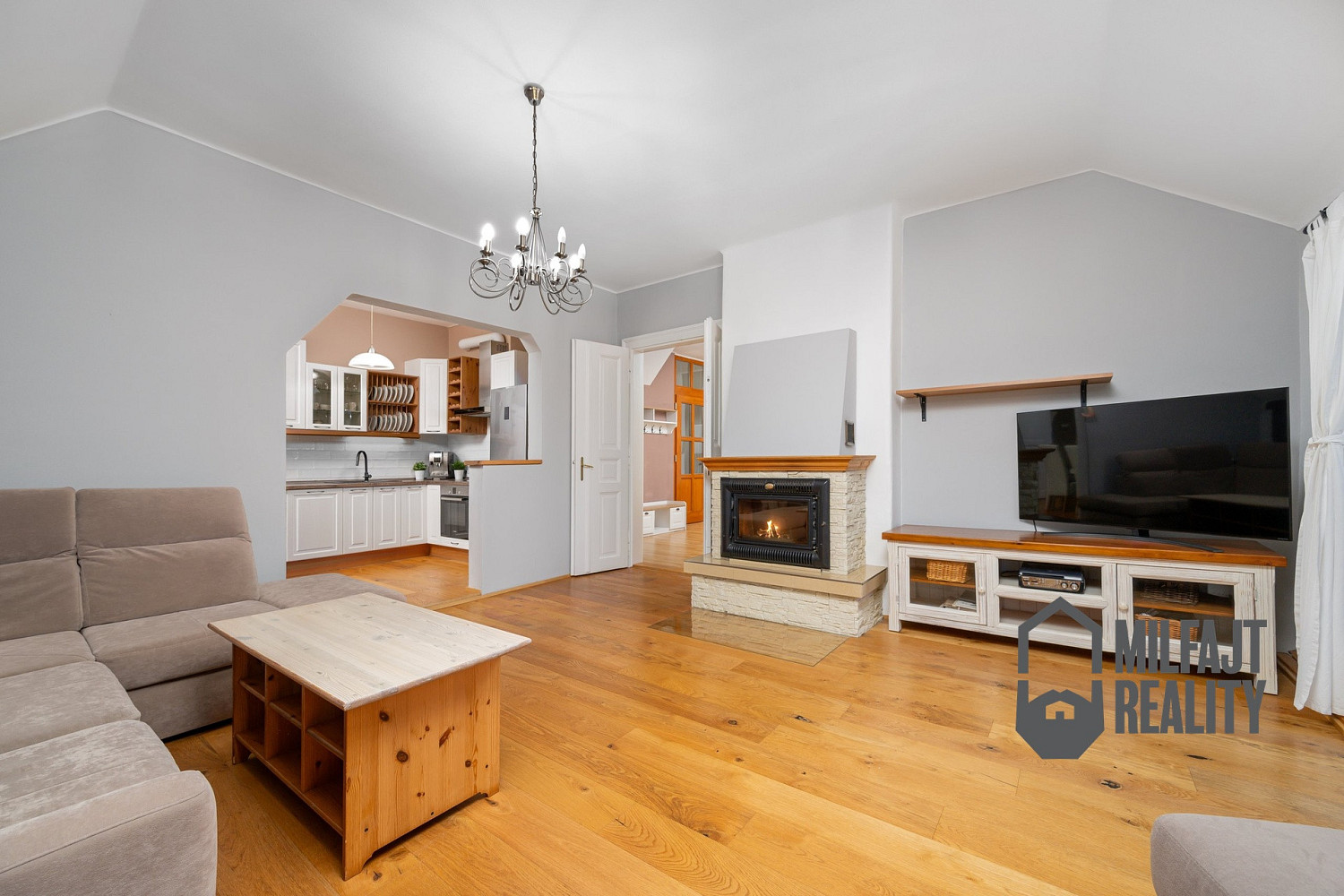Pronájem bytu 3+1 127 m² - Widok 4