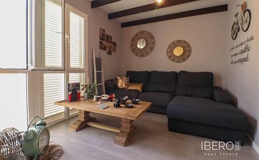 Prodej bytu 5+kk 125 m², Santa Brigida, Španělsko