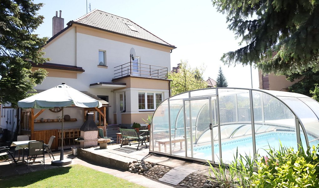 Prodej domu 280 m² s pozemkem 836 m², Praha – náhled fotky 4